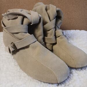 Penny Loves Kenny Suede Slouch Boots ,size 9 Tan, Excellent Condition Side Zip